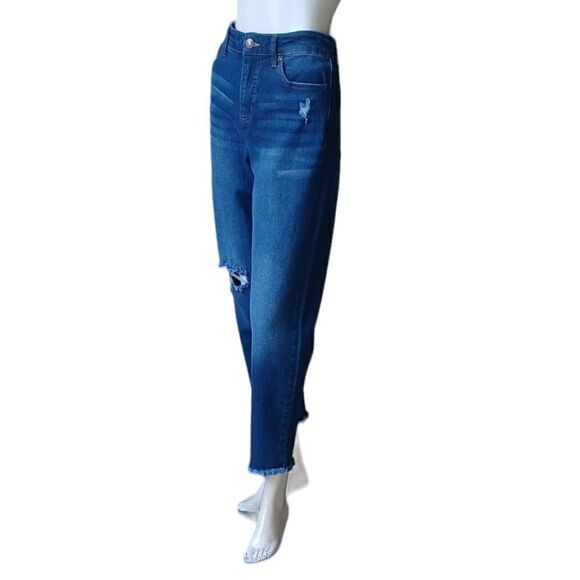 69634.....Scoop Crop Straight leg Jeans Size 8, W29"  25"Inseam 10"Rise - Picture 2 of 6